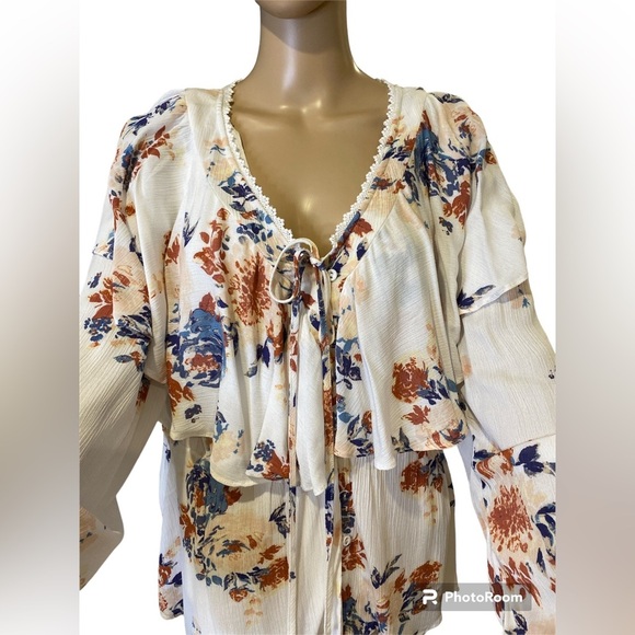 NWT Ruffle Long sleeve blouse size XL - Picture 5 of 6